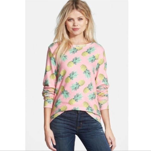⚡️ 3 for 25 Wildfox pineapple 🍍 long sleeve pullover - Picture 1 of 3